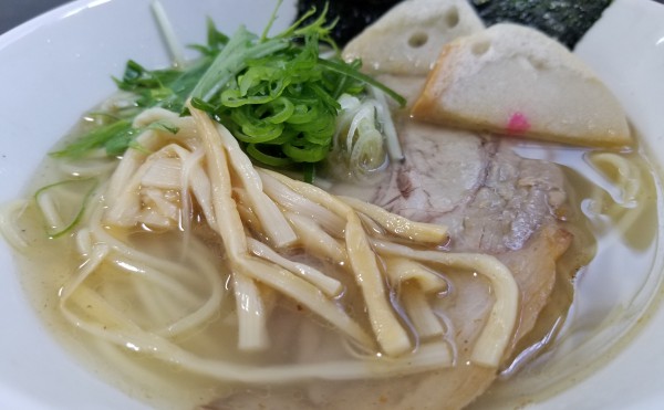 西帯広の『麺好きうるふ』知性派ラーメンを食べた話