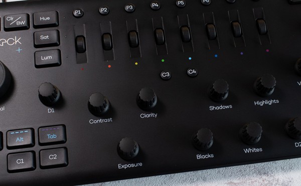 超ニッチ！誰も知らない？知られちゃいけない？Lightroom CC専用入力デバイスLoupedeck+のご紹介！